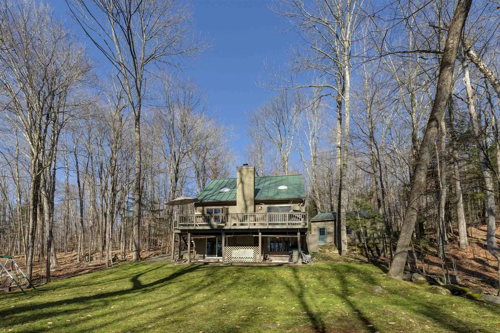 52 Brookridge Drive Grantham NH 03753