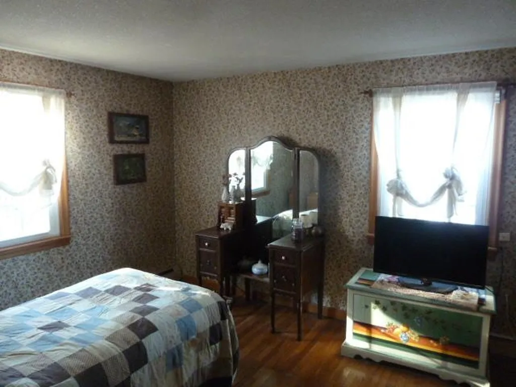 10 Hampshire Drive Franklin NH 03235