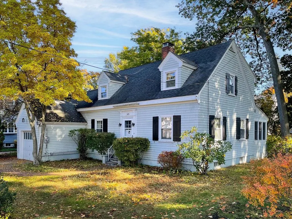 389 Ash Street Manchester NH 03104