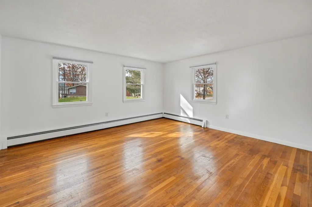 38 Lynnewood Road Laconia NH 03246