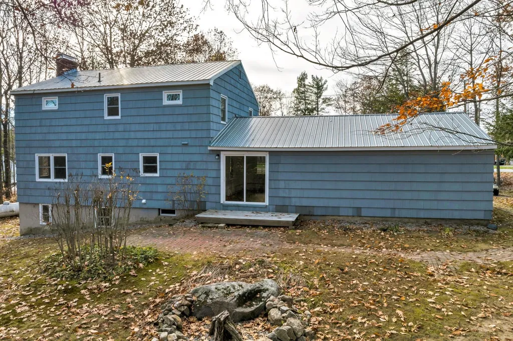 38 Lynnewood Road Laconia NH 03246
