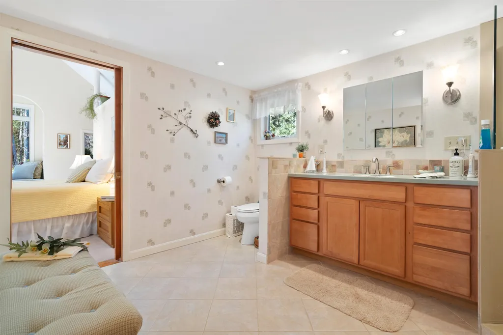 112 Morse Lane Newbury NH 03255