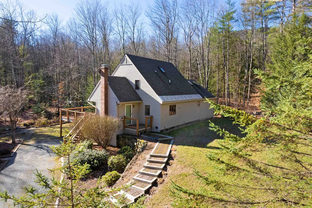 112 Morse Lane Newbury NH 03255