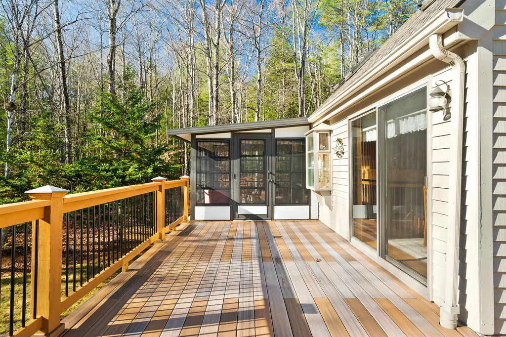 112 Morse Lane Newbury NH 03255