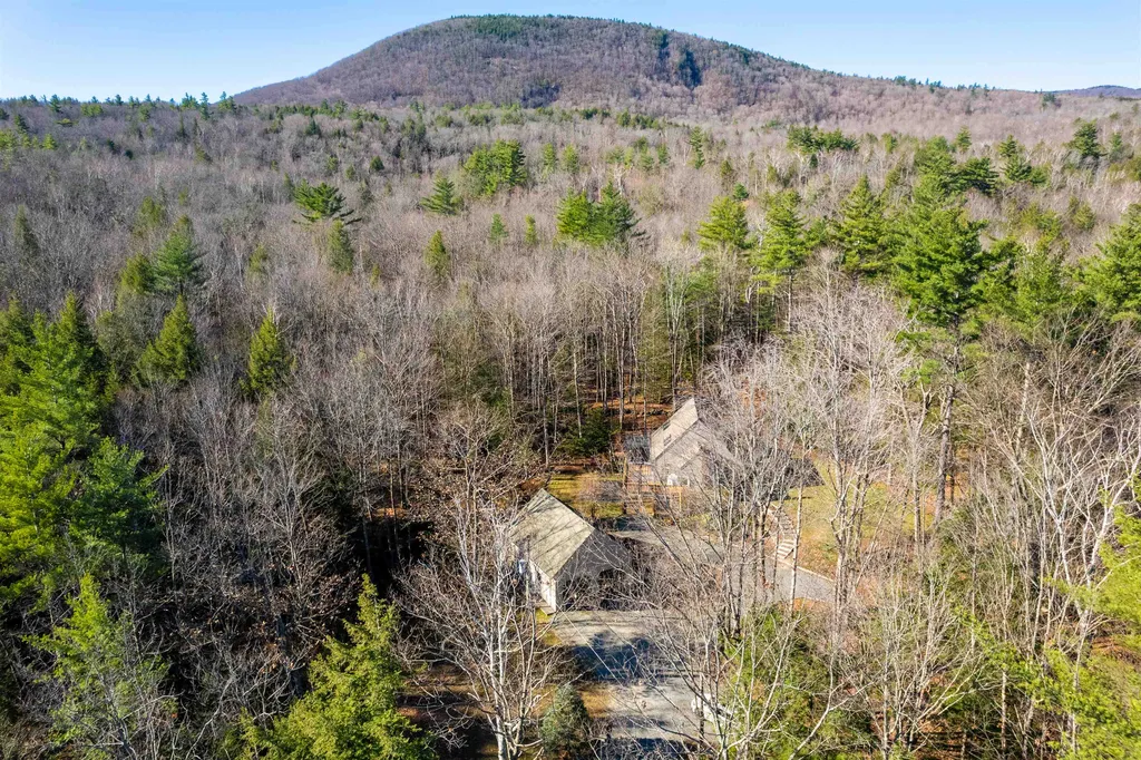 112 Morse Lane Newbury NH 03255