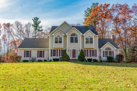 2 Evergreen Drive Plaistow NH 03865