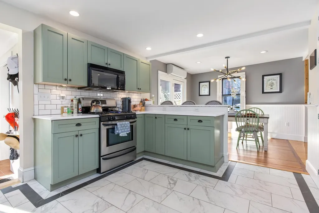 334 Maplewood Avenue Portsmouth NH 03801
