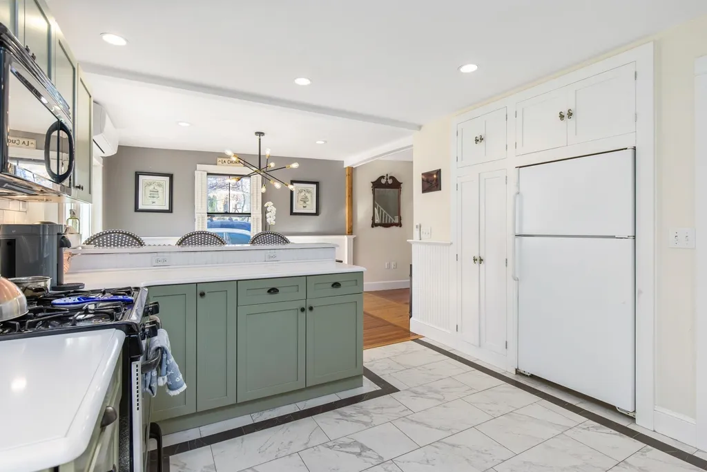 334 Maplewood Avenue Portsmouth NH 03801