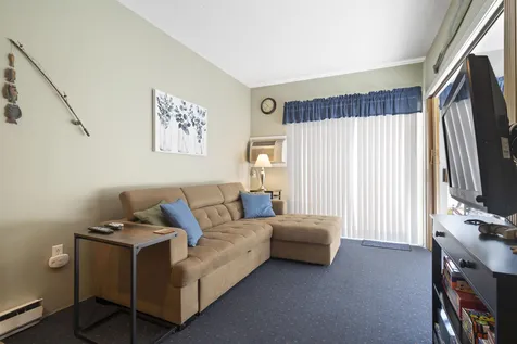 118 Weirs Road Gilford NH 03249