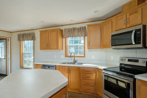10 Cleo Circle Rochester NH 03868