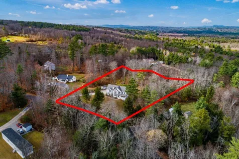 42 Twin Bridge Road Northfield NH 03276