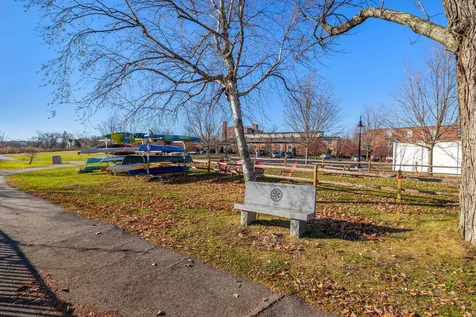 66 Landing Lane Laconia NH 03246