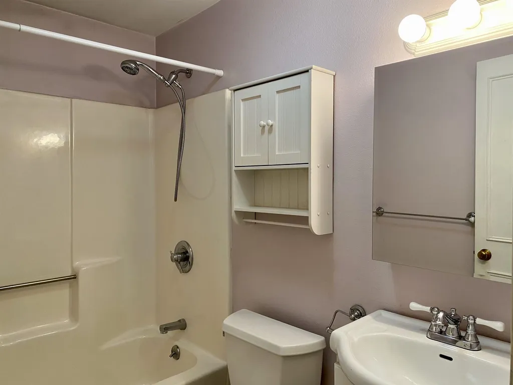 37 Alice Drive Concord NH 03303