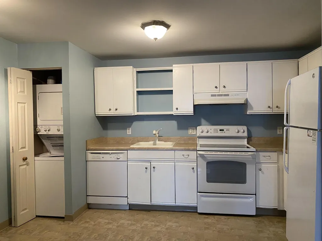 37 Alice Drive Concord NH 03303