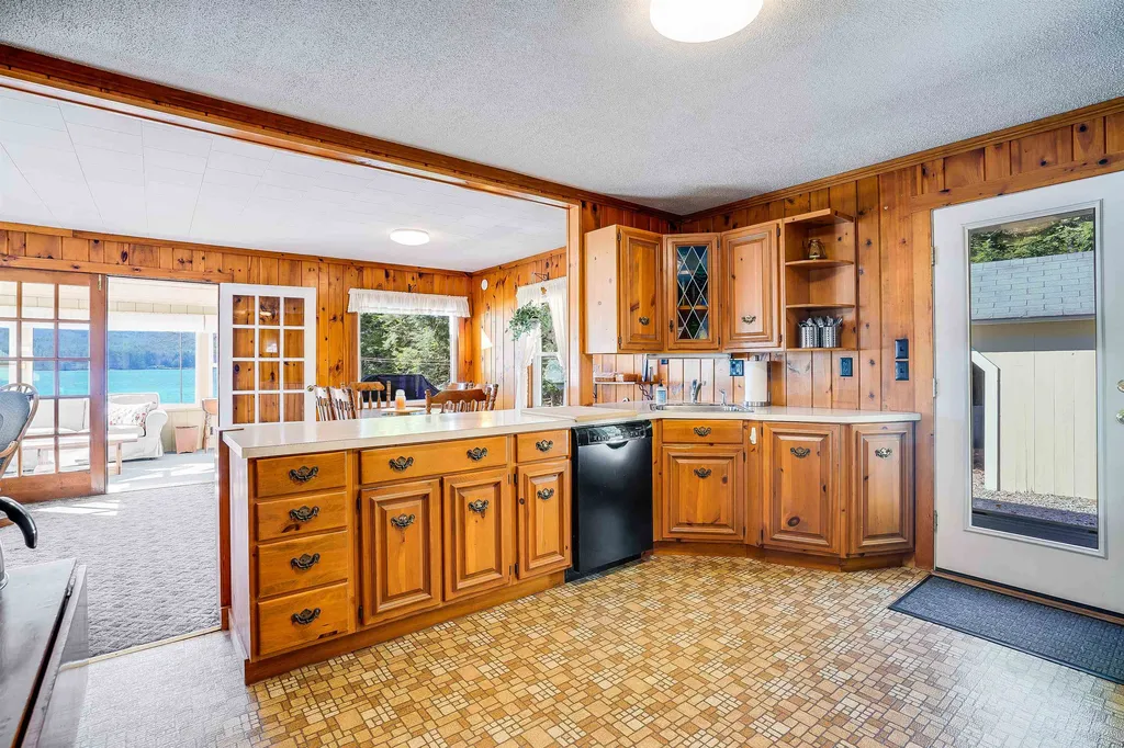 56 Pine Colony Road Franklin NH 03235