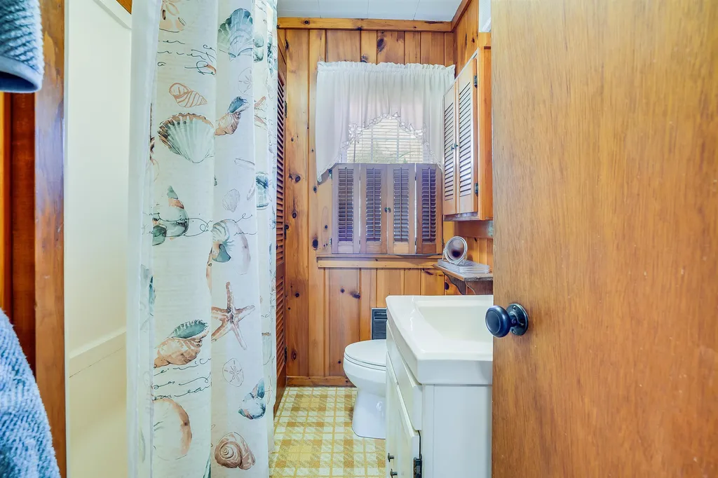 56 Pine Colony Road Franklin NH 03235