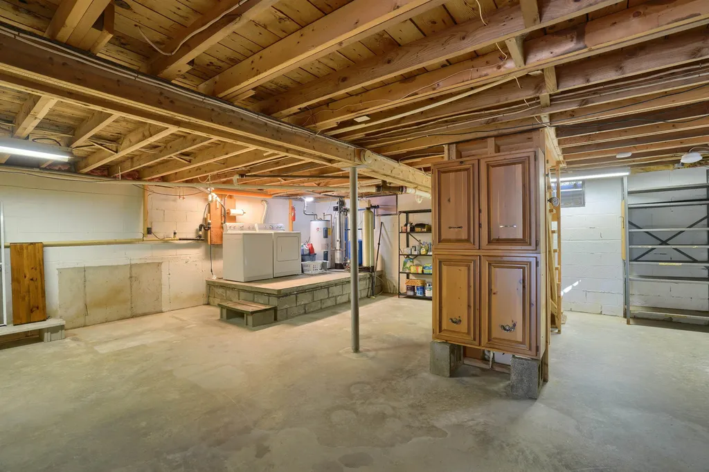 56 Pine Colony Road Franklin NH 03235