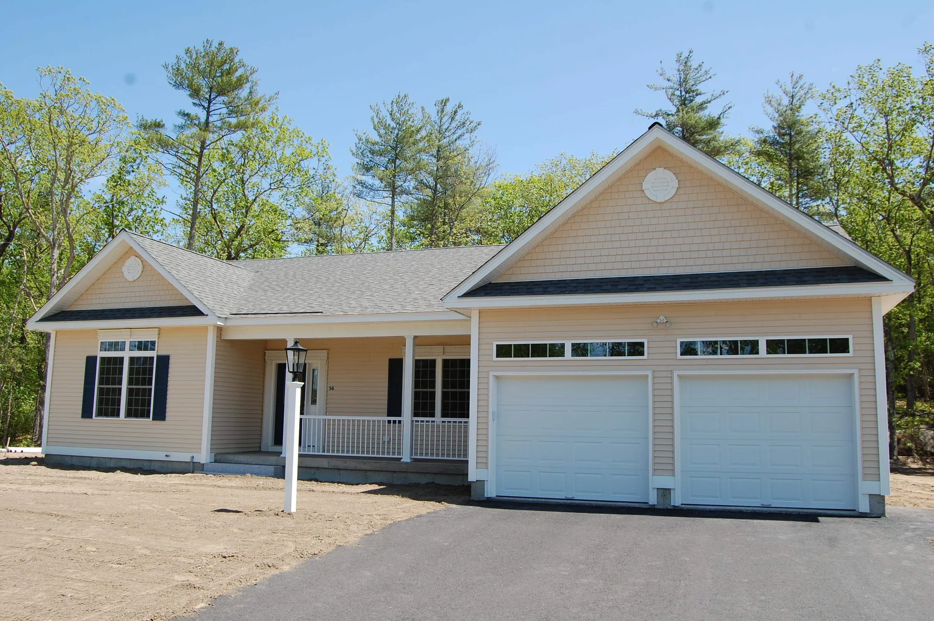14 Huntington Ridge Road Bedford NH 03110