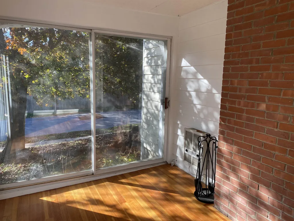 18 Edgewood Lane Burlington VT 05401