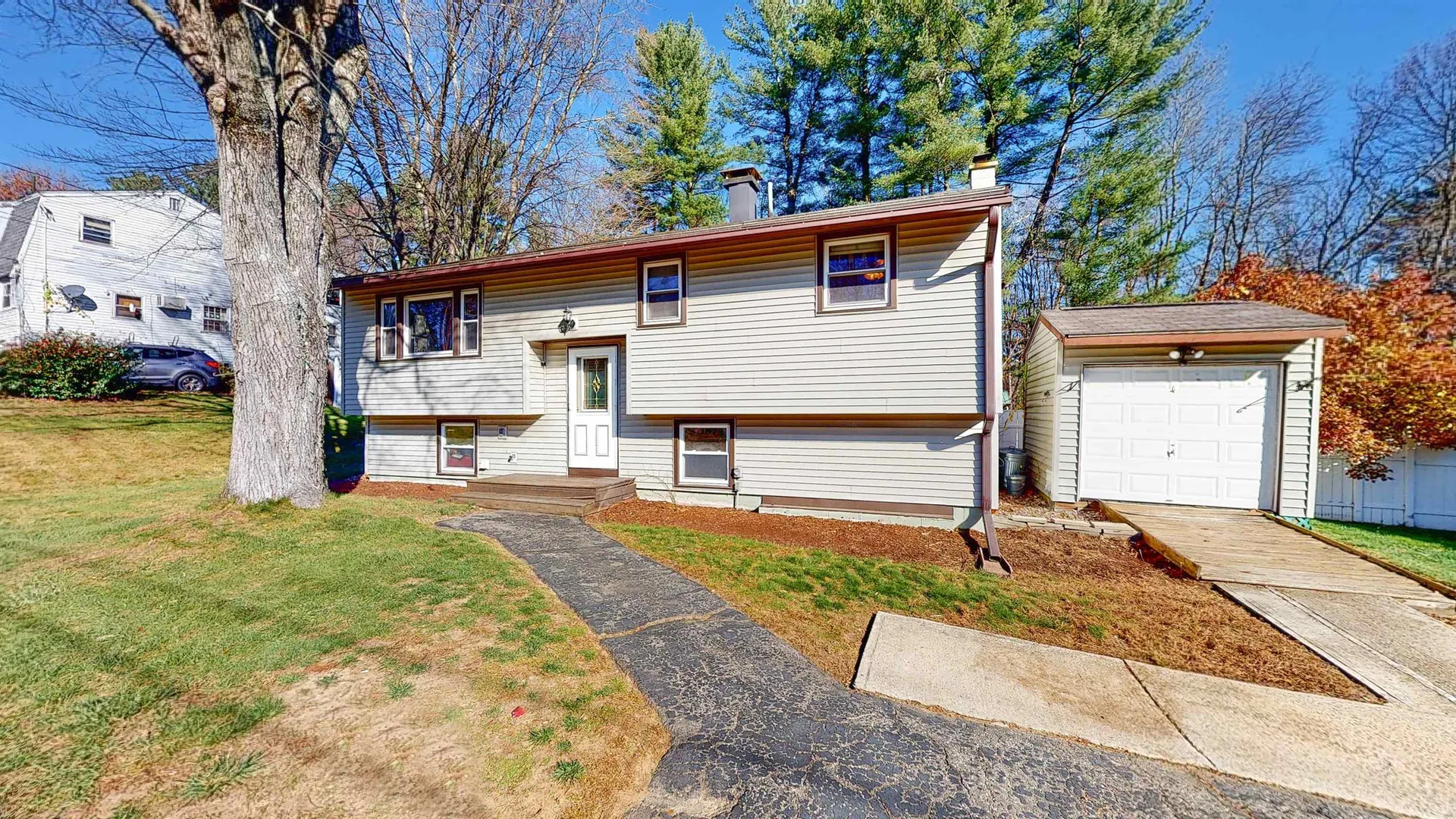16 Lantern Lane Merrimack NH 03054