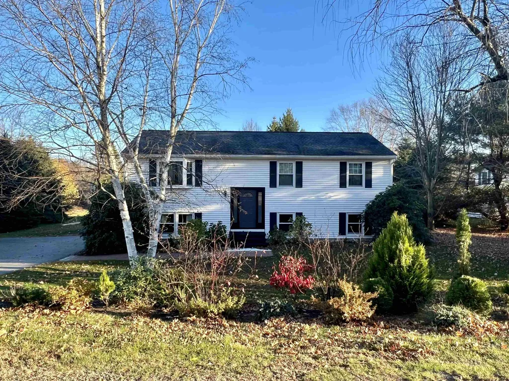 166 Stratham Heights Road Stratham NH 03885