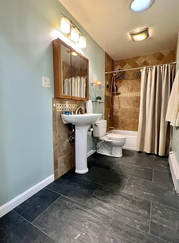 166 Stratham Heights Road Stratham NH 03885