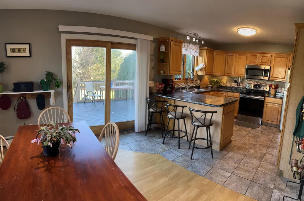 166 Stratham Heights Road Stratham NH 03885