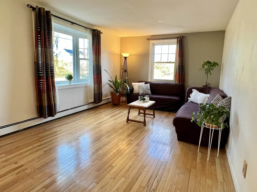 166 Stratham Heights Road Stratham NH 03885