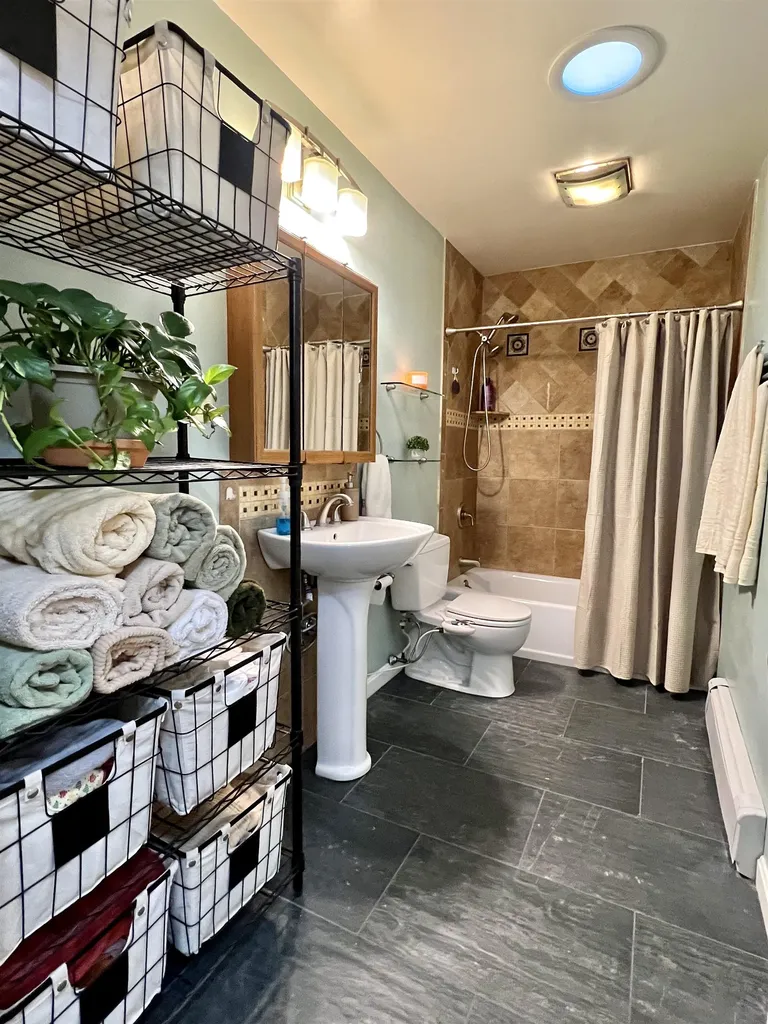 166 Stratham Heights Road Stratham NH 03885