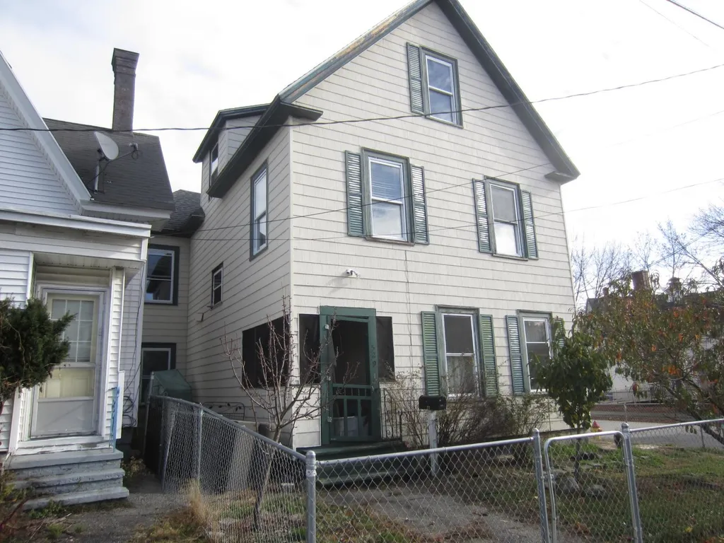 529 Maple Street Manchester NH 03104