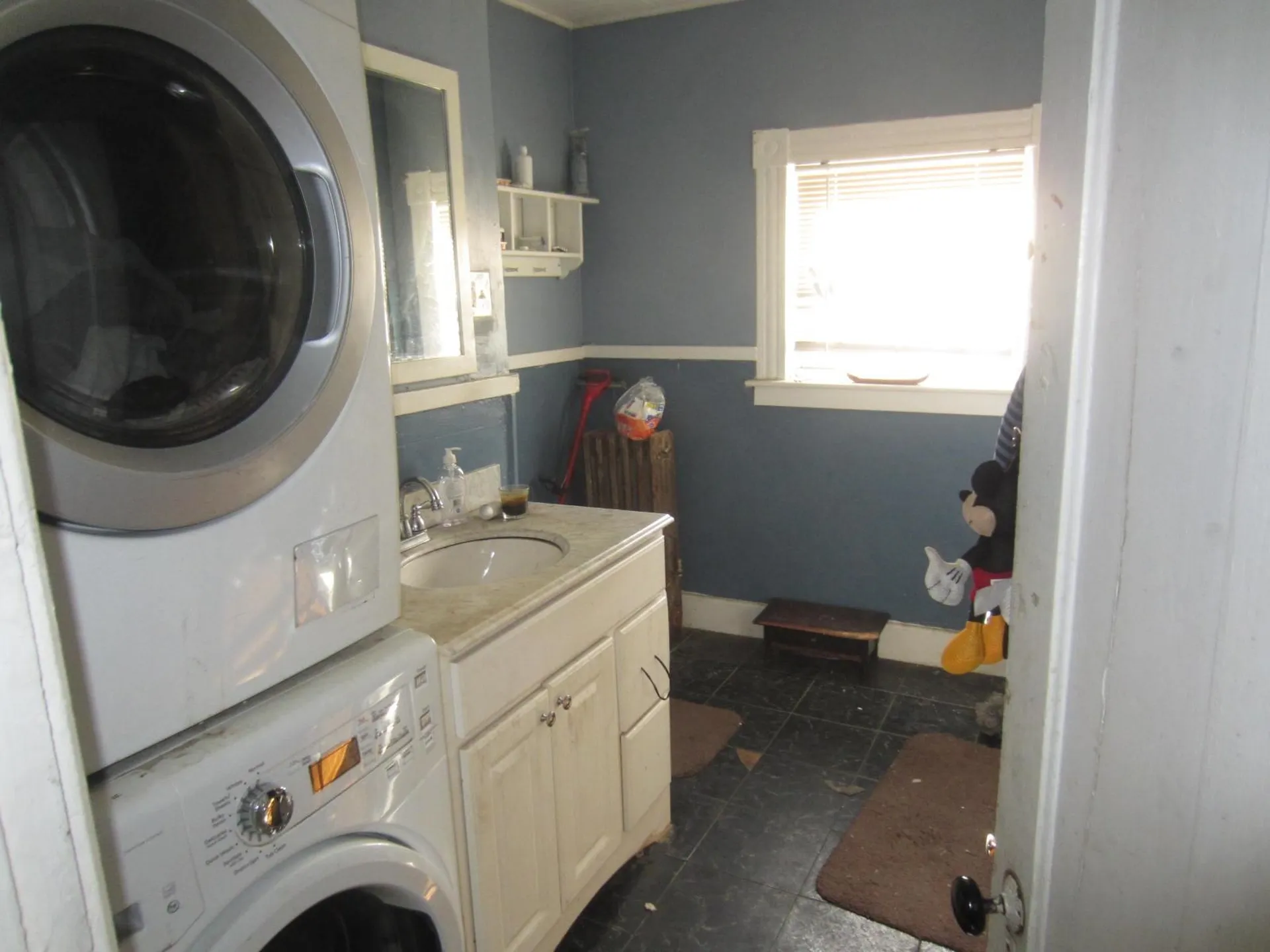 529 Maple Street Manchester NH 03104