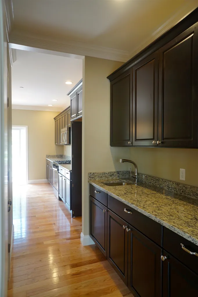 16 Manor Drive Hooksett NH 03106