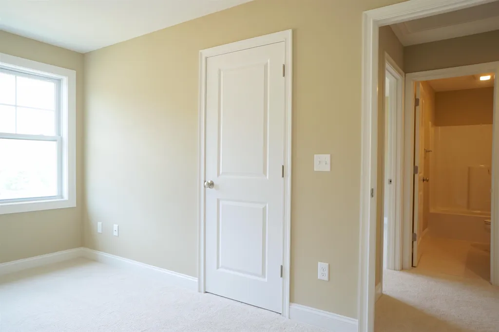16 Manor Drive Hooksett NH 03106