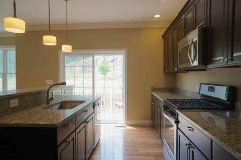 16 Manor Drive Hooksett NH 03106