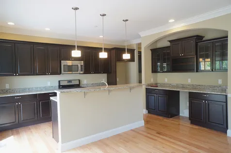 16 Manor Drive Hooksett NH 03106