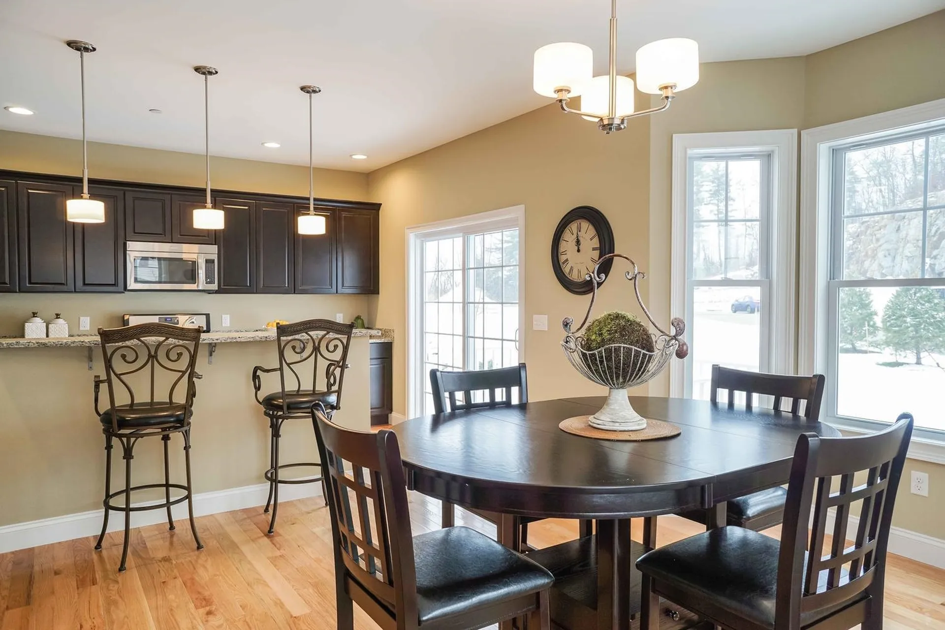 16 Manor Drive Hooksett NH 03106