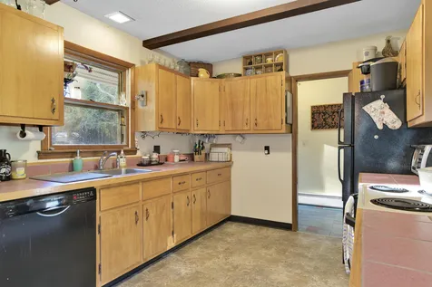 1782 South Road Woodstock VT 05091