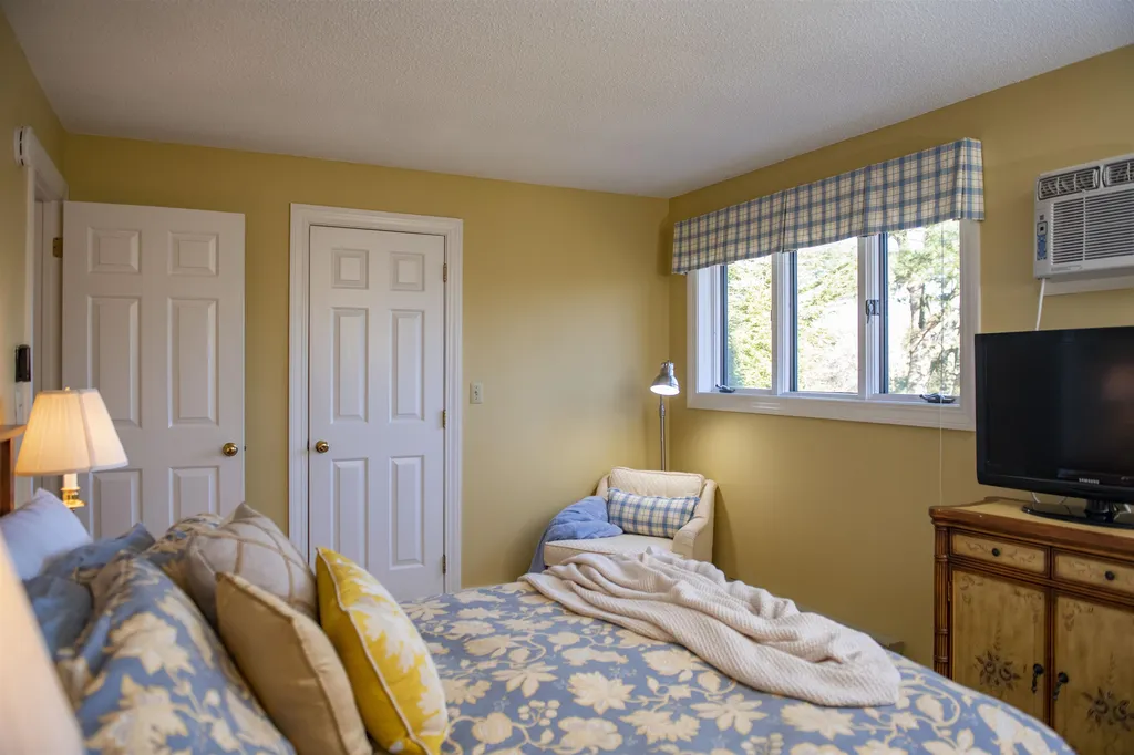 418 Lyman Batcheller Road Hartford VT 05059