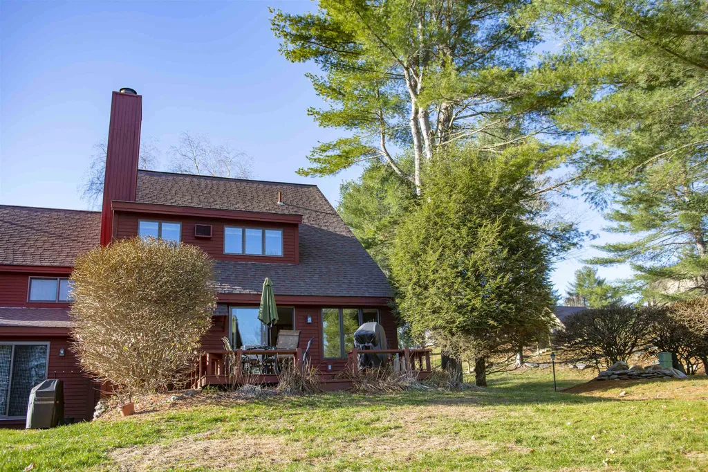 418 Lyman Batcheller Road Hartford VT 05059