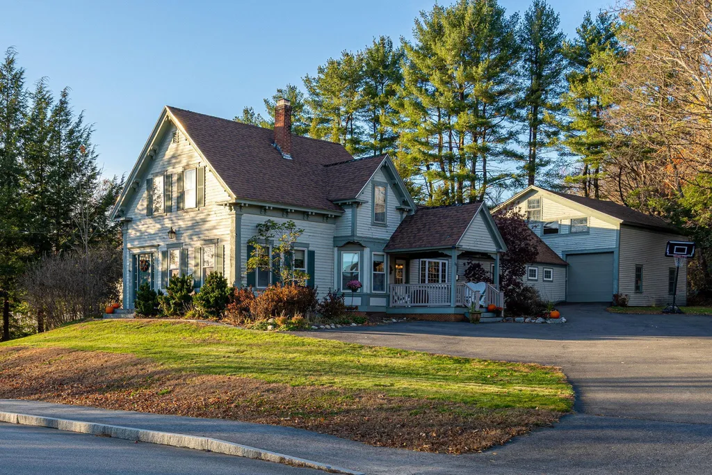 184 Western Avenue Henniker, NH Real Estate Property MLS 4936884