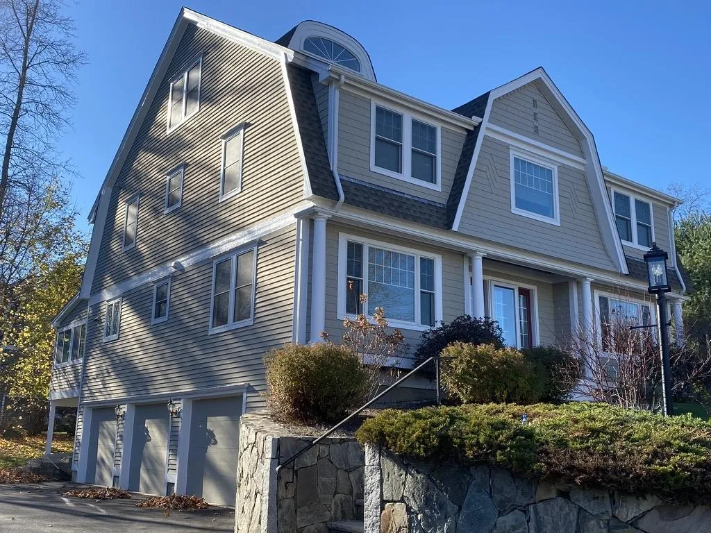1 Dearborn Brook Circle Exeter NH 03833