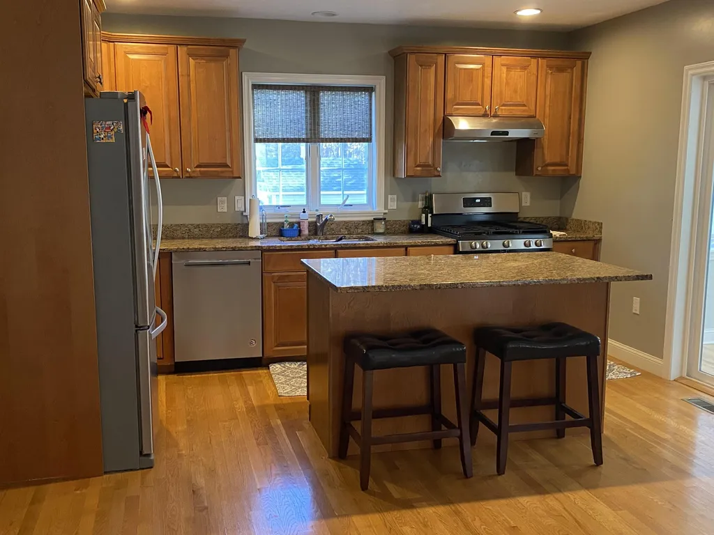 1 Dearborn Brook Circle Exeter NH 03833