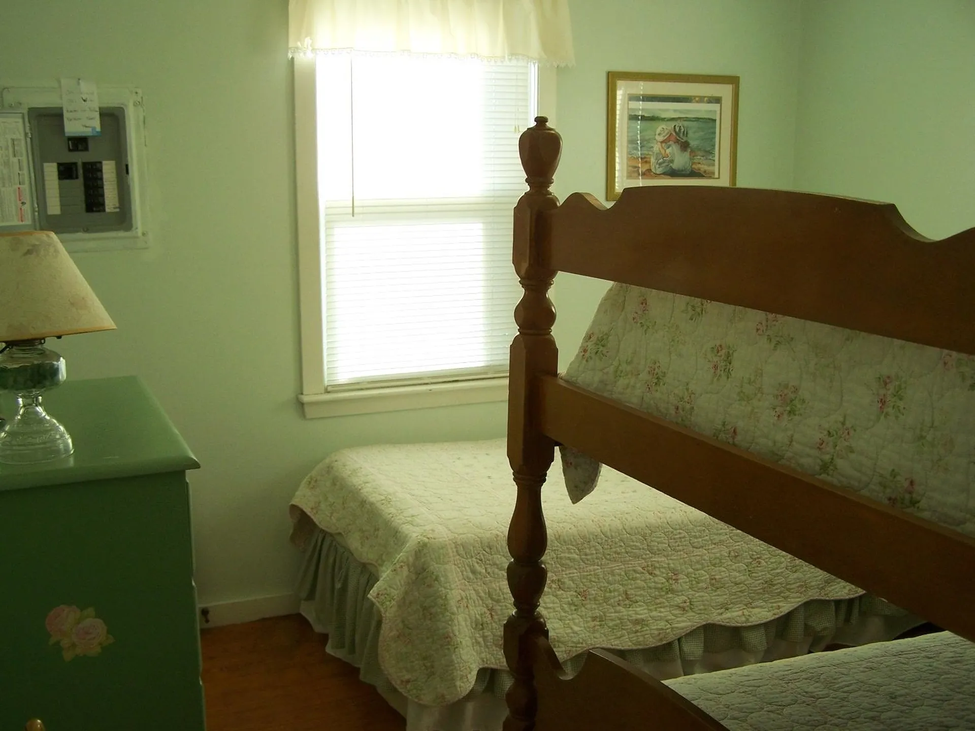13 Tuttle Avenue Hampton NH 03842