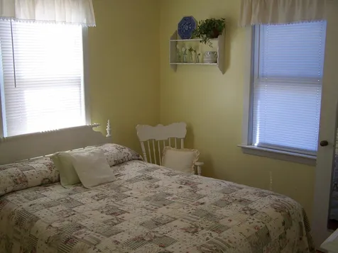13 Tuttle Avenue Hampton NH 03842