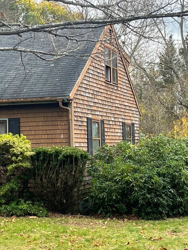 16 High Street Stratham NH 03885