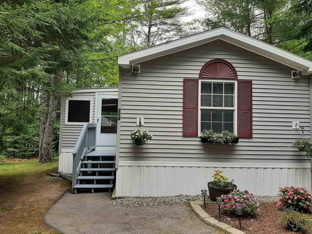 234 Mountainvale Drive Conway NH 03813