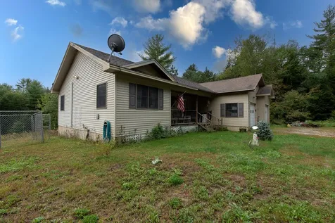 73 Brookside Lane Danbury NH 03230