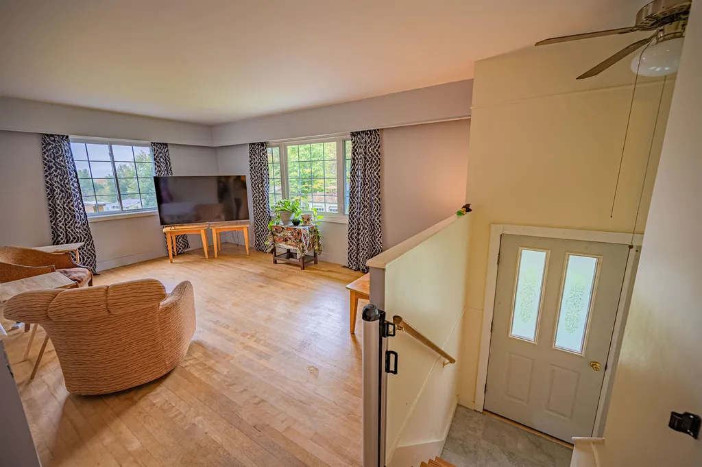 39 Lague Lane Barre Town VT 05641-3219
