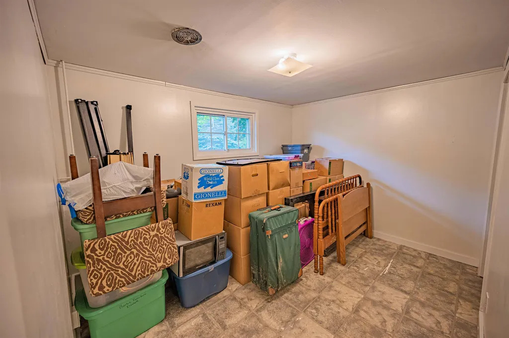 39 Lague Lane Barre Town VT 05641-3219