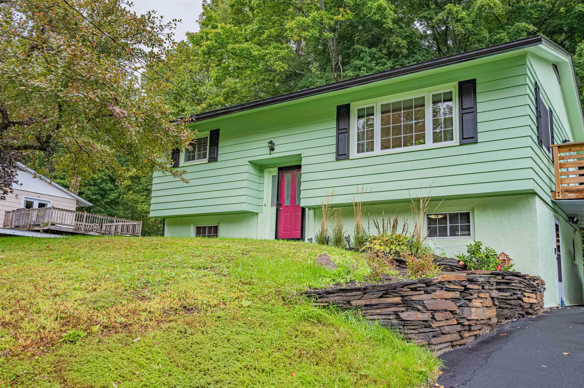 39 Lague Lane Barre Town VT 05641-3219